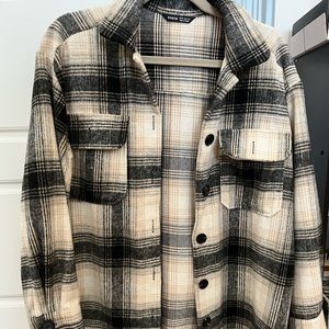 SHEIN Shacket, size small. Excellent-used condition.